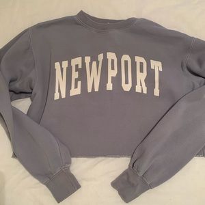 Brandy Melville Cropped Sweatshirt
